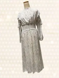 INGNI イング　ウェストシャーリング　フリルワンピース　白　リボン　花柄