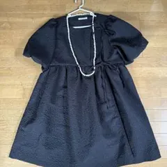FREAK'S STORE 黒 ひざ丈ワンピース 半袖のサムネイル