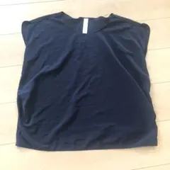 qualite ブラウス　紺色　ポリエステル　半袖　Tシャツ　カリテのサムネイル