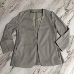 グレー ノーカラージャケット