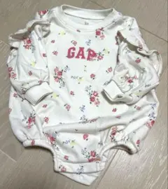 【2025年購入】70サイズ GAPロゴバブルボディスーツ 花柄