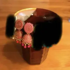 インド製　小ぶりピアス　各色