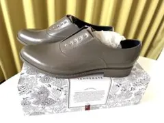 Item thumbnail for item c9b514ec-a52d-4a0f-8b01-96462060c28c