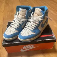 Nike Air Jordan 1 Retro High OGのサムネイル