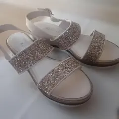DIANA ホワイト グリッター サンダル24.5 cm