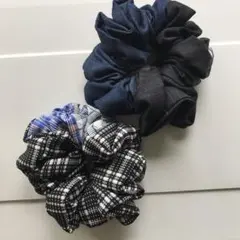 ハンドメイド　　腕輪　シュシュ？　　チェック系とモノトーン