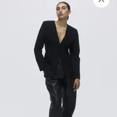H&M ノーカラー アワーグラスブレザー　ブラックのサムネイル