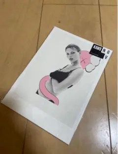 2025年最新】kawsケイトモスの人気アイテム - メルカリ