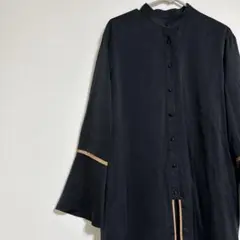 PUBLIC TOKYO パブリックトウキョウ フレアスリーブ ブラウス 日本製のサムネイル