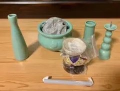 【新品未使用】仏具 御香炉、香炉灰、ロウソク台、線香立て、御鈴、花器 5点セット