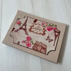 ハンドメイド　カルトナージュ　手芸　アルバム　写真入れ　フォトブック　ベージュ系