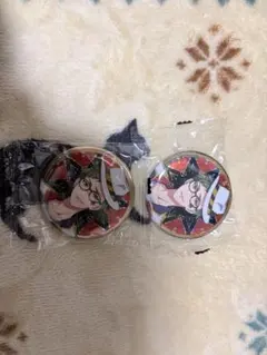 ツイステッドワンダーランド　トレイ　カプセル缶バッジコレクション　ツイステ