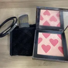ぽ*ん様 バーバリー ファーストラブ ブラッシュ ハイライターのサムネイル