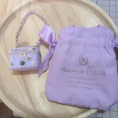 ガチャ　カプセルトイ　ジルスチュアート　メゾンドフルール　紫　美品