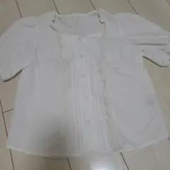 GU 半袖ブラウス レース装飾付き ホワイト