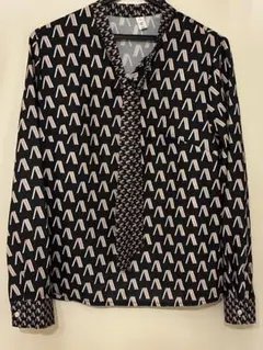 幾何学模様 ボウタイリボン　長袖シャツ