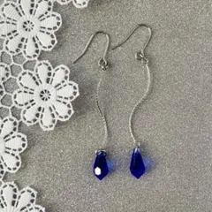 マジェスティックブルービーズのロングピアス