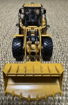 CAT 994F ホイールローダーのダイキャスト製精密ミニカー 1/50スケール