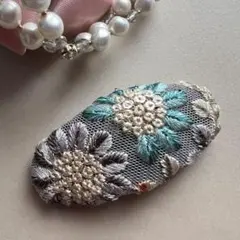 匿名配送♬ 32 ハンドメイド　⌘ インド刺繍リボン　大きめヘアピン