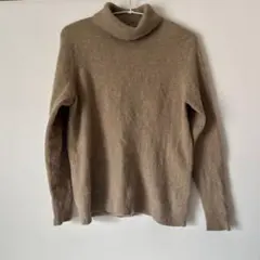 メンズタートルネックニット