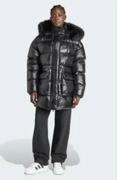 ブラックダウンジャケット アディダスオリジナルス