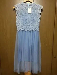 【新品】レースチュール　ブルーワンピース