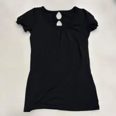リボン付きブラックTシャツ