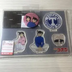 名探偵コナン　アクスタ　缶バッジ