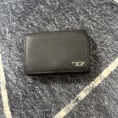 ディーゼルブラックレザー三つ折り財布