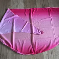 グラデーションピンク 三角形スカーフ