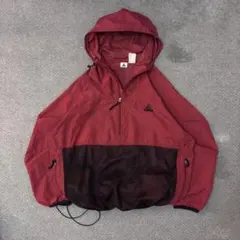 NIKE ACG ナイロンジャケット　短丈　アノラックパーカー　ワインレッド