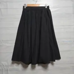 ロペピクニック 黒のひざ丈フレアスカート