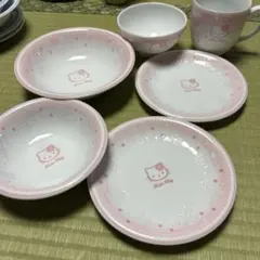 2004年 ハローキティ 納豆鉢 スープカップ スプーン付き 桜 2004年 ハローキティ 納豆鉢 スープカップ スプーン付き 桜 - メルカリ