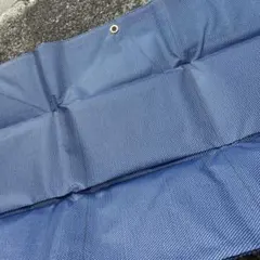 ブルーの耐久性シート