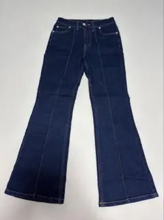 センタープレス ブーツカット デニムパンツ インディゴ