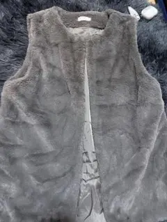 グレー ベスト L