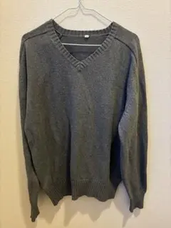 無印良品　グレー Vネック ニットセーター