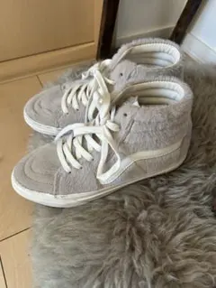 VANSベージュ ファー ハイカットスニーカー