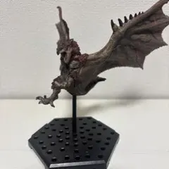モンスターハンター ヌシ・リオレウス フィギュア
