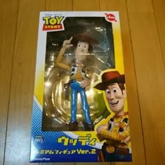 トイストーリー ウッディフィギュア