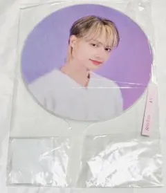 SEVENTEEN Jun セブチ うちわ FOLLOW ジュン - メルカリ