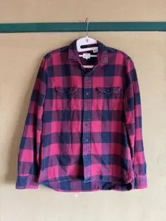 Levi's 赤と黒のチェックネルシャツ