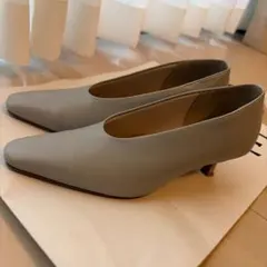 新品未使用✨定1.8万 ダイアナ スクエアトゥ ミュールパンプス 24