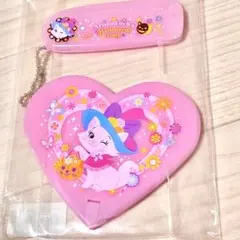 【新品未使用未開封 超希少！】ディズニーストア初期発売マリーちゃん手鏡 新品未使用未開封 超希少！】ディズニーストア初期発売マリーちゃん