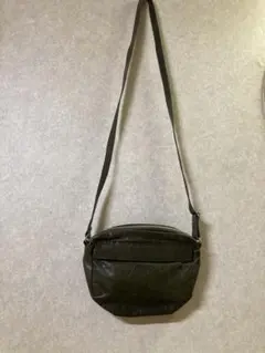 YouTuber もりすんさんオリジナル商品 本革ボディバッグ ラウンド型