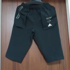 新品タグなし　アディダス　ハーフパンツ　130　ブラック　黒