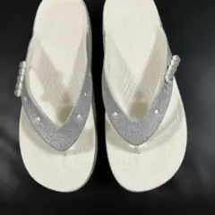 Crocs サンダル シルバー ラメ ビーチサンダルのサムネイル