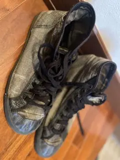 ほぼ未使用　ディーゼル　スニーカー　25.5cm