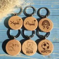 名前入り キーホルダー 木製 ネームタグ 迷子札 プレゼント サッカー スマイル