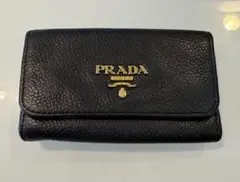 【12/27〜1/8発送不可】 PRADA レザーキーケース 黒